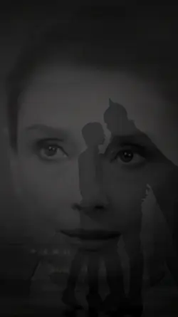 AUDREY HEPBURN 