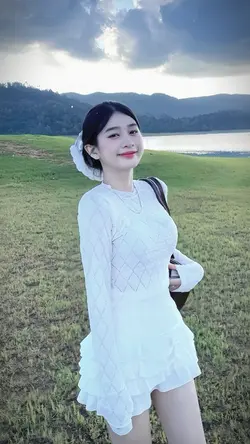 2 ảnh nhẹ nhàng 