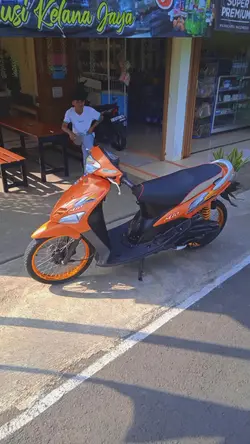 Lirik thailand