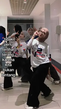 kita bukan bintang 