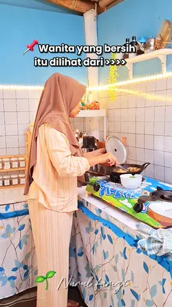 Wanita bersih itu > 