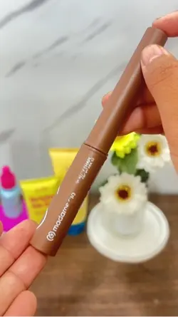 Madamgie browcara