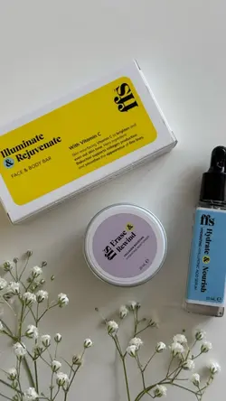 Unboxing FUSS Free B
