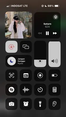 sza saturn 