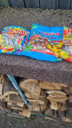 nicht jeder lächelt 