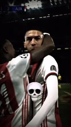 Crazy free kick💀