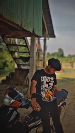 លួចស្រលាញ់ស្រីស្រុក