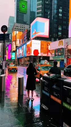 City vlog mood