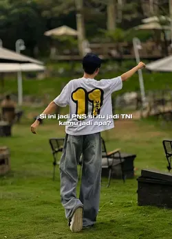 KAMU JADI APA? 