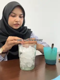 clumsy 