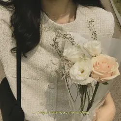 Dengan matamu kumema