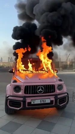 Voiture en feu