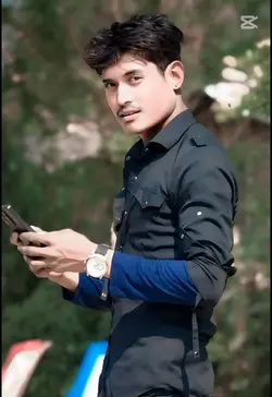 तिमी सबैतिरबाट एक्लो