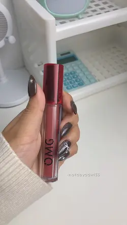 I drop my lipstick