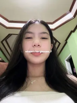 where's her glasses?