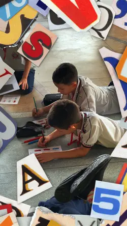 ESCOLA - CRIANÇA