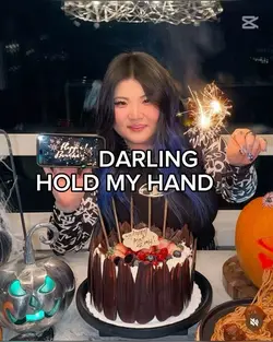 DARING HOLD MY HAND
