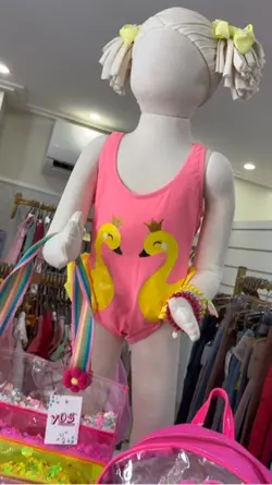Vitrine moda praia