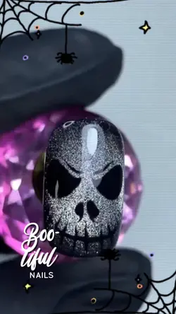 Boo-tiful Nails