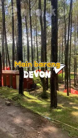 Main bareng Devon