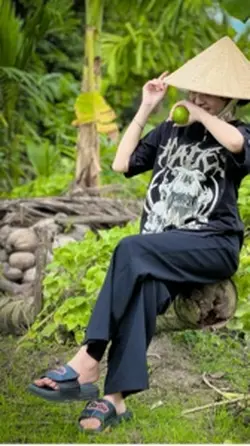 Yêu thì chiều 