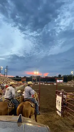 COUNTRY HD