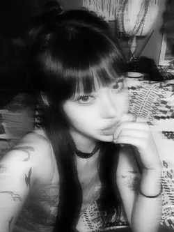  bnw blur
