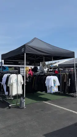Flea market vibes