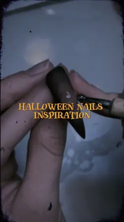 Halloween nails