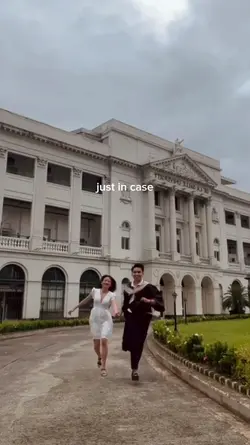 Graduate Couple 