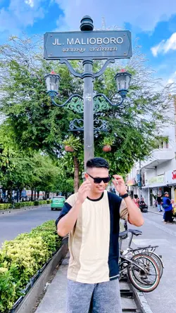 Lagu Barat ViraL