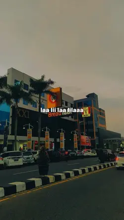 Helikopter turun ke