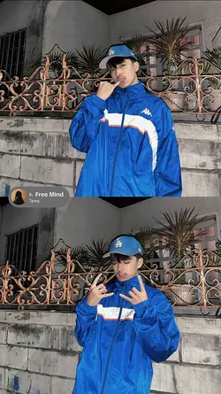 2 pics 