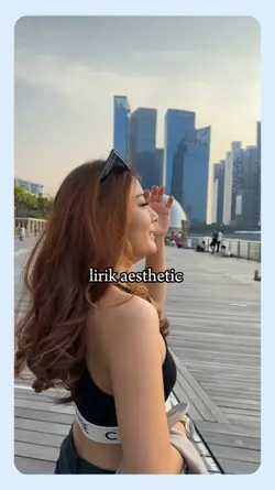 Aesthetic Lyric 