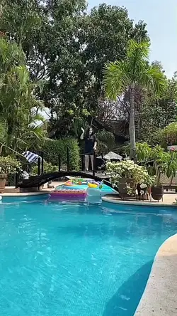 La nena no se deja