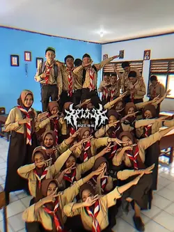 trend foto sekelas
