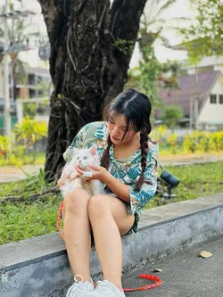 မင်းလေးလဲပျော်အောင်သာနေပါ