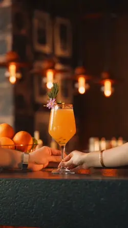 CAFE | 1CLIP🍸