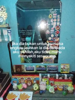 jauhkan la dia.