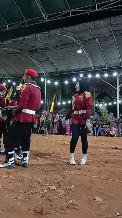 Tarian putra kondang