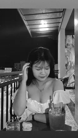 Nhìn em vậy ...