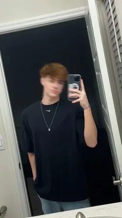 blur face