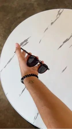 Sunglass