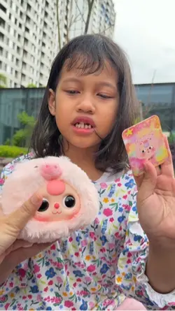 Unboxing blind box