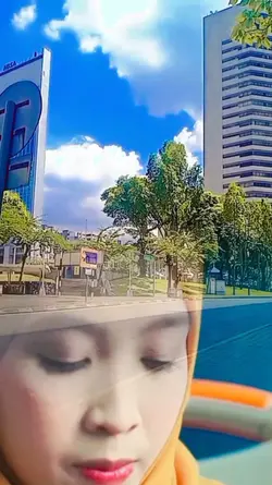 Hantu atau Buaya 