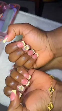 DIY press on nails 