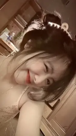 1 VIDEO SLOW