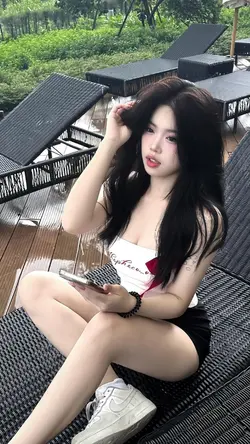 2 pics 27218082258