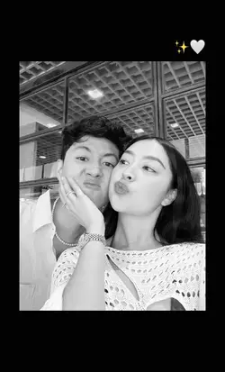 hitam putih 