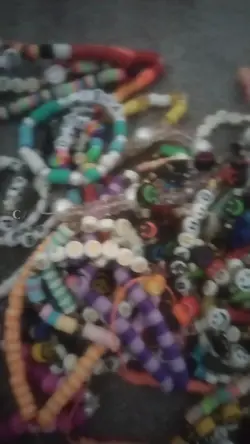 Clay beadddds!! C: